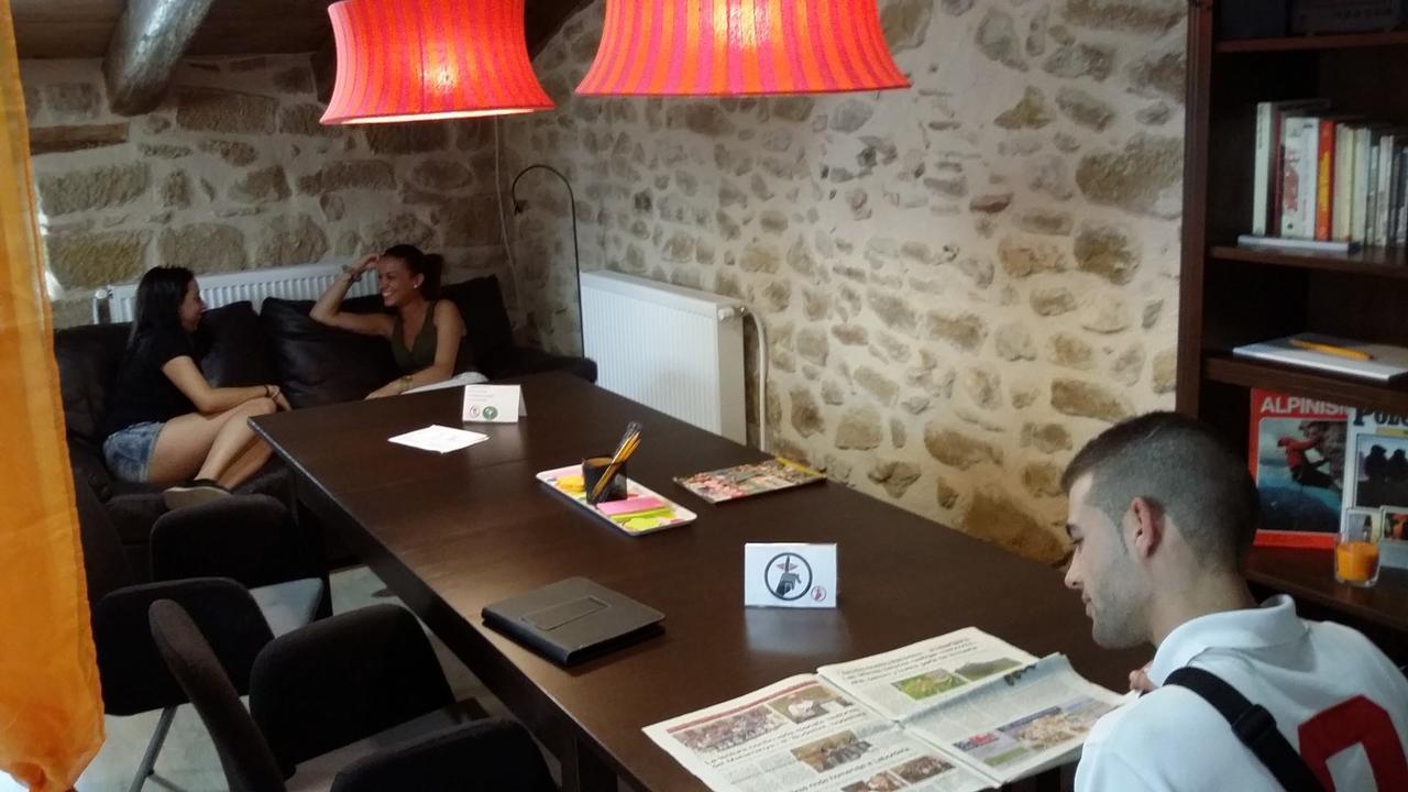 Albergue Valderrobres Auto Check-In エクステリア 写真