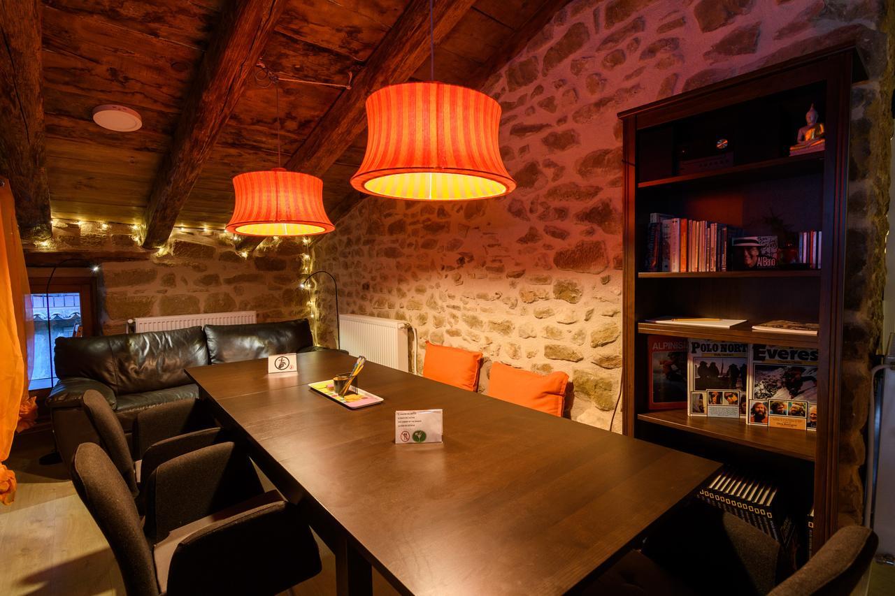 Albergue Valderrobres Auto Check-In エクステリア 写真