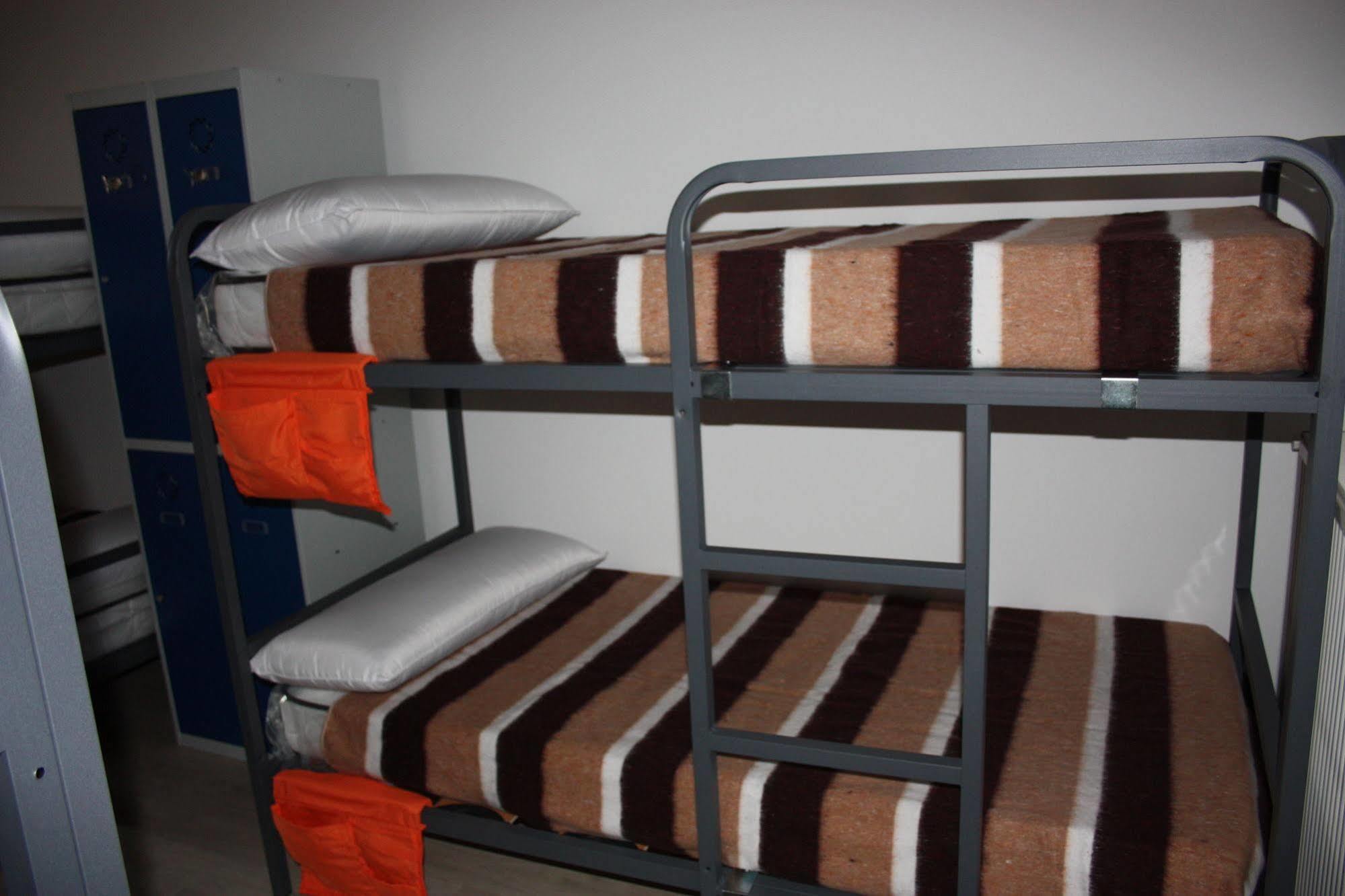 Albergue Valderrobres Auto Check-In エクステリア 写真